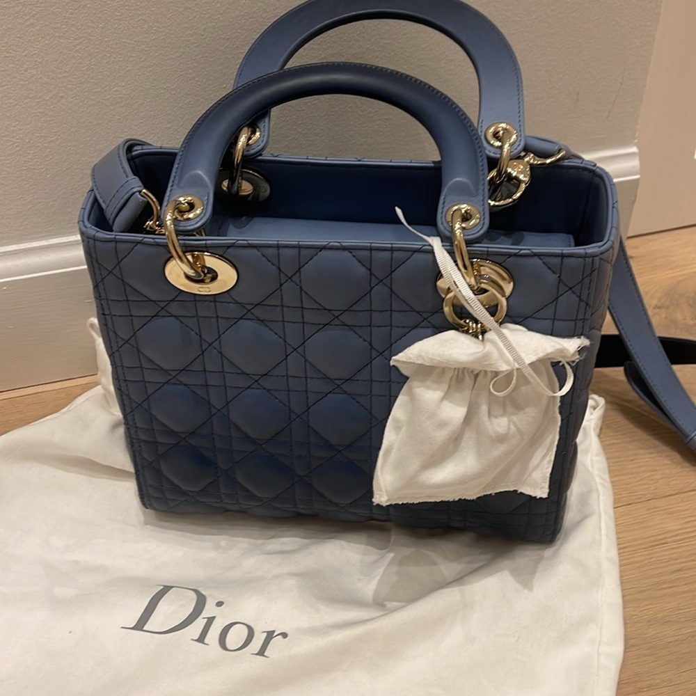 Brand new Dior bag! In store without tax 6100$ selling for 4500 - Picture 4 of 12